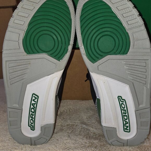 Air Jordan 4 Retro Pine Green (CT8532-030) - Men's sz 13 - Picture 4 of 13